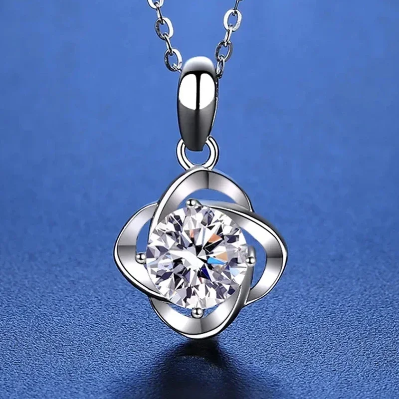 Flower Shape Pendant Round D Color Moissanite Necklaces 925 Sterling Silver 18k Gold Plated Chains Womans Fine Jewelry Gift