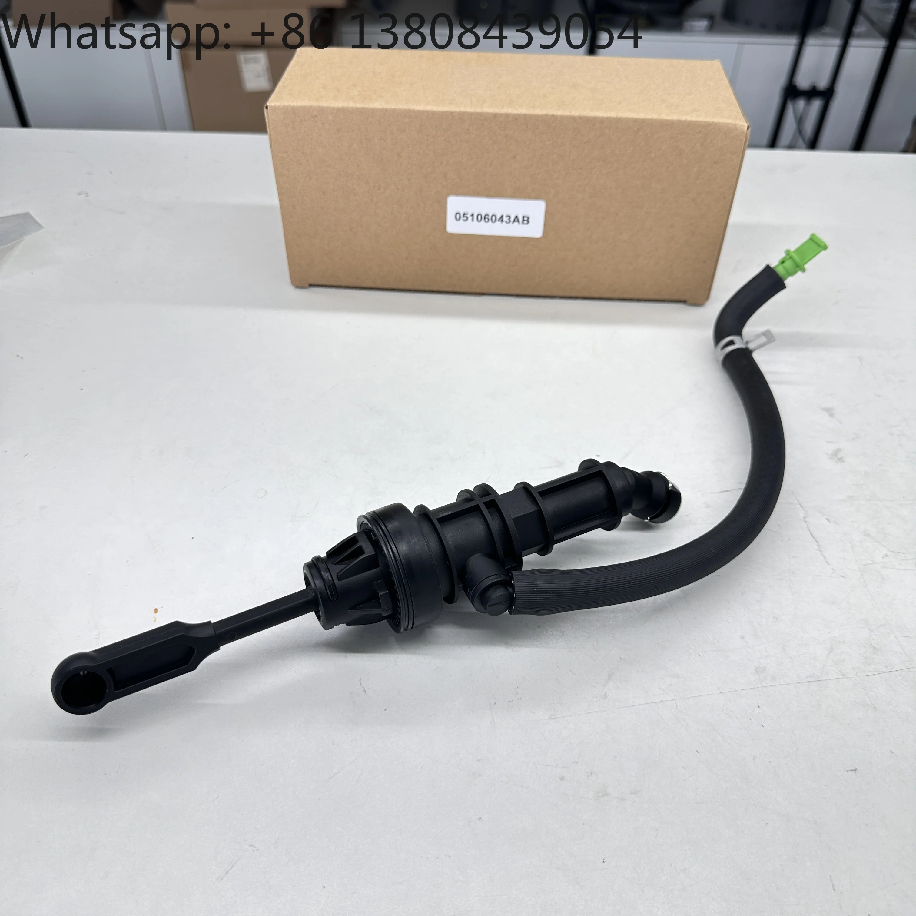 Clutch Master Cylinder for JEEP  05106043AB  05106043AA