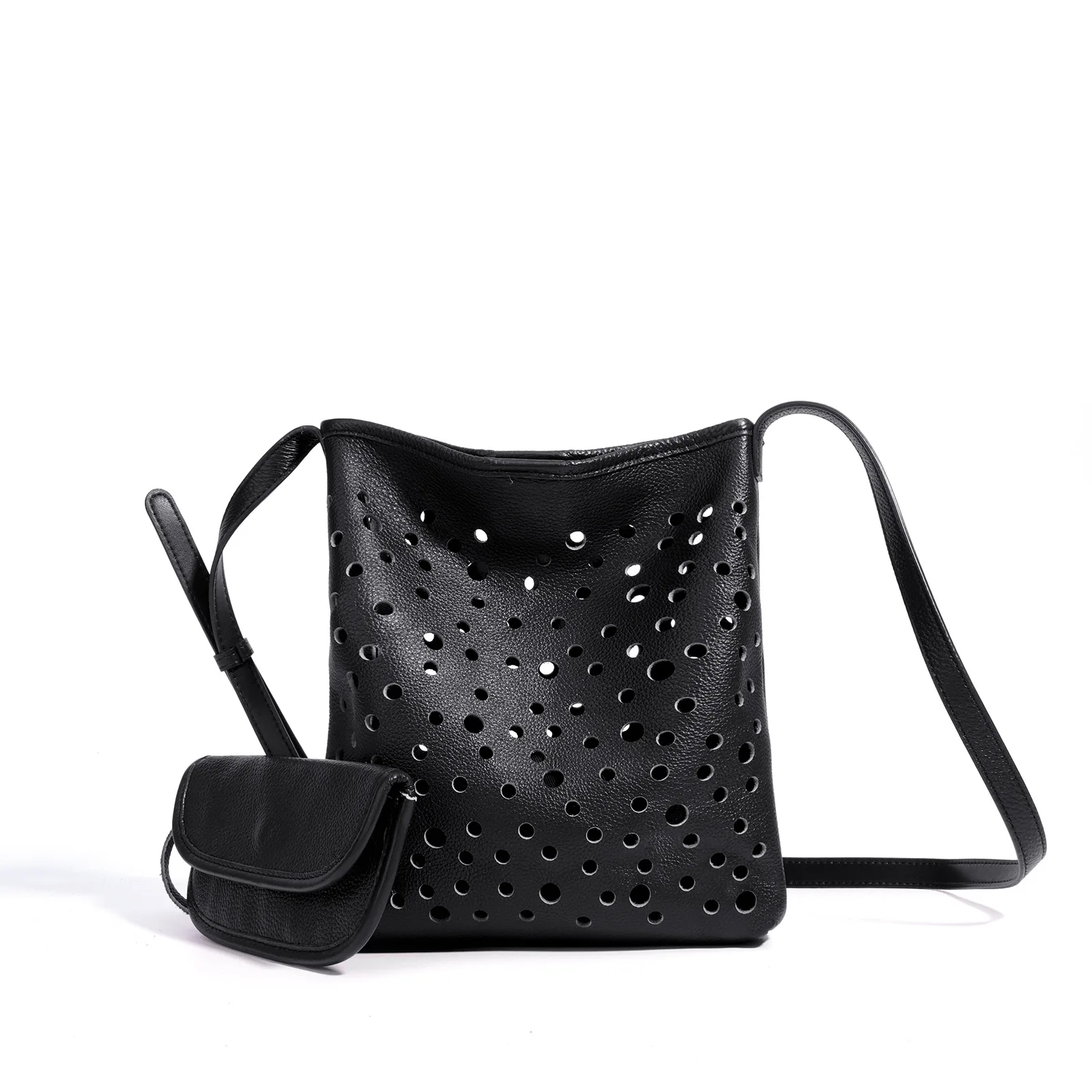 

Top-layer cowhide hollow mother-child shoulder bag 2025 new niche design punk feng shui bucket bag fashion ladies crossbody bag