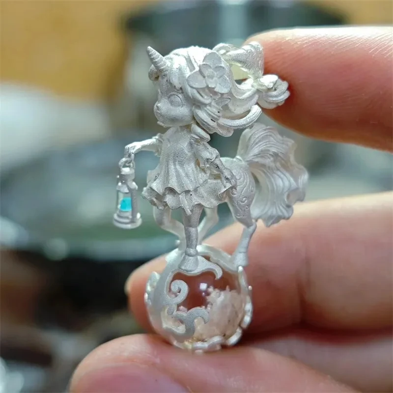 Unique Design Carve Humanoid Unicorn Princess Imitation Crystal Ball Pendant Valentine Day Gift That Can Be Given To Girlfriends