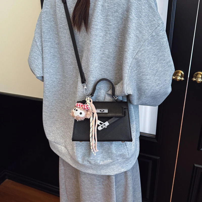 حقيبة كروس نسائية رائعة ومطرزة وممتازة لرحلات المشي لمسافات طويلة وحمل متطور ومبهج #4