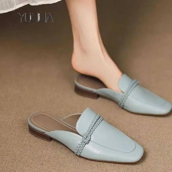 

YULILIA French Style Original New Big Brand Soft Leather Charming Toe-covering Sandals for Woman Women's Summer Sandals Slippers