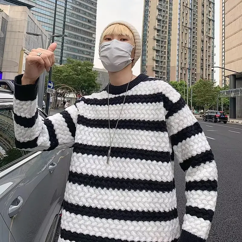 

Свободный крой, мужской трикотаж, круглый свитер в полоску, большой размер, зимние модные корейские топы для пар, длинные топы с ромбовидным узором...