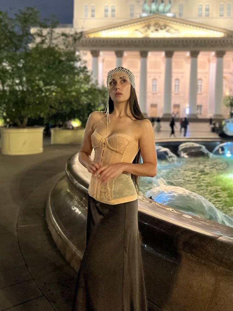 مثير الدانتيل حمالة الجوف خارج مشد المرأة ضمادة ملابس الحفلات قبالة الكتف سليم شيك سترة بلا أكمام عارية الذراعين شارع العليا القمم