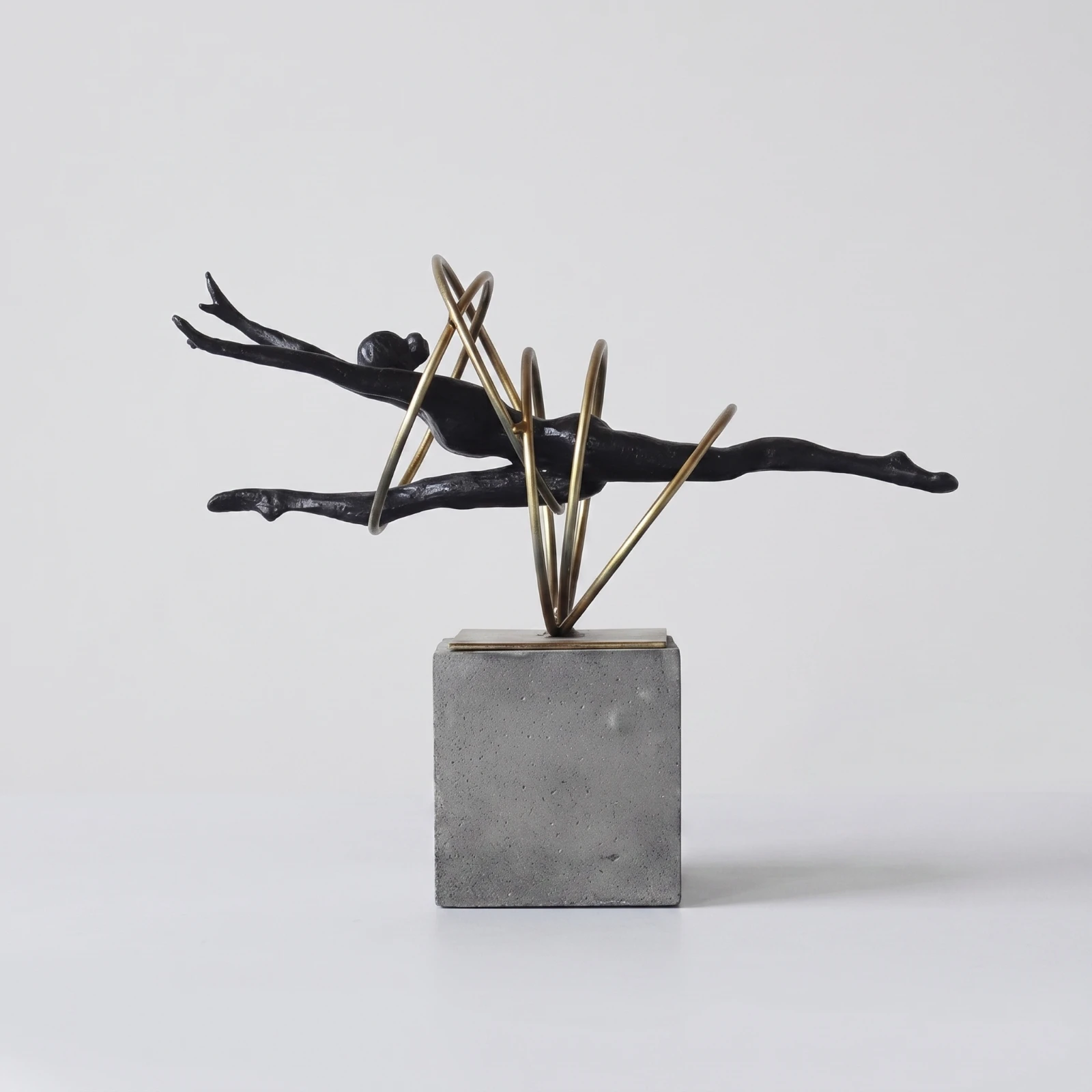 Gymnast Figurine with Pedestal Modern Gymnast Sculpture Ornament Geometric Decorative Object Contemporary for Gymnasts