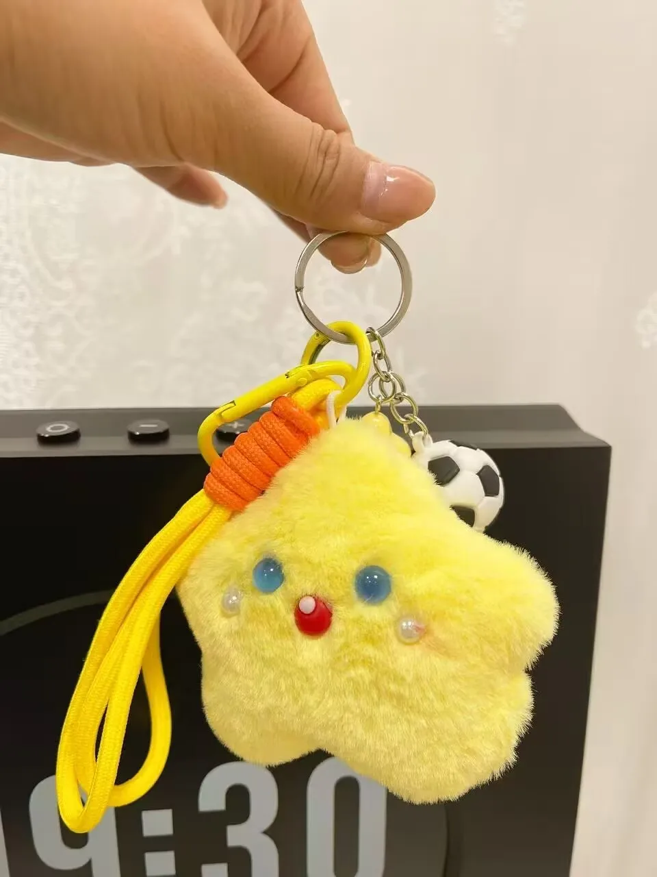 جشع، هوانغ شينغ، تشيو دينغجي، أكياس محيطية، المعلقات، سلاسل المفاتيح، تشيو يينغيوان، حقائب الظهر، الزينة، الهدايا لتقديمها إلى الأصدقاء