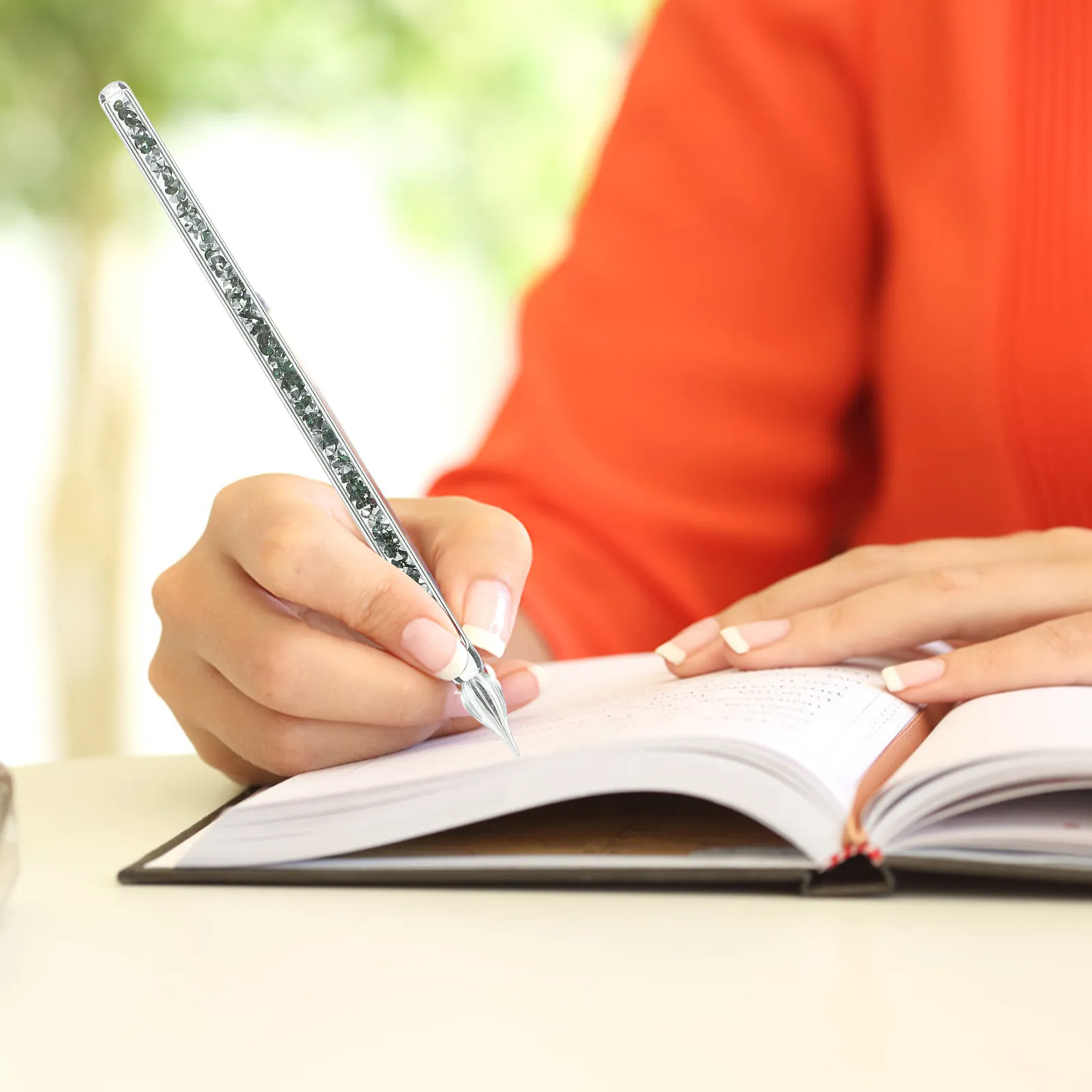 

4Pcs Crystal Dip Pen Set Elegant Glass Writing Tool for Calligraphy Drawing Painting Signature Portable Vintage Style Smooth Nib