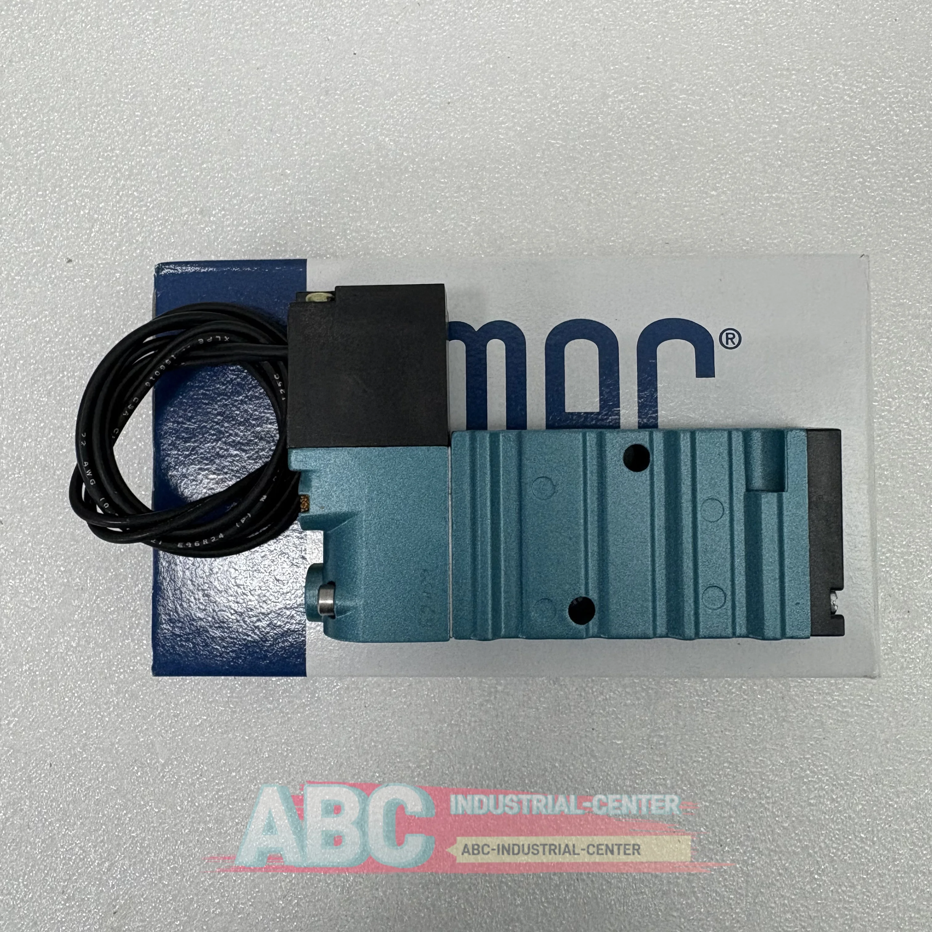 

411A-D0A-DM-DJBA-1BA 411A-D0A-DM-DDFJ-1JB 100%NEW electron magnetic valve