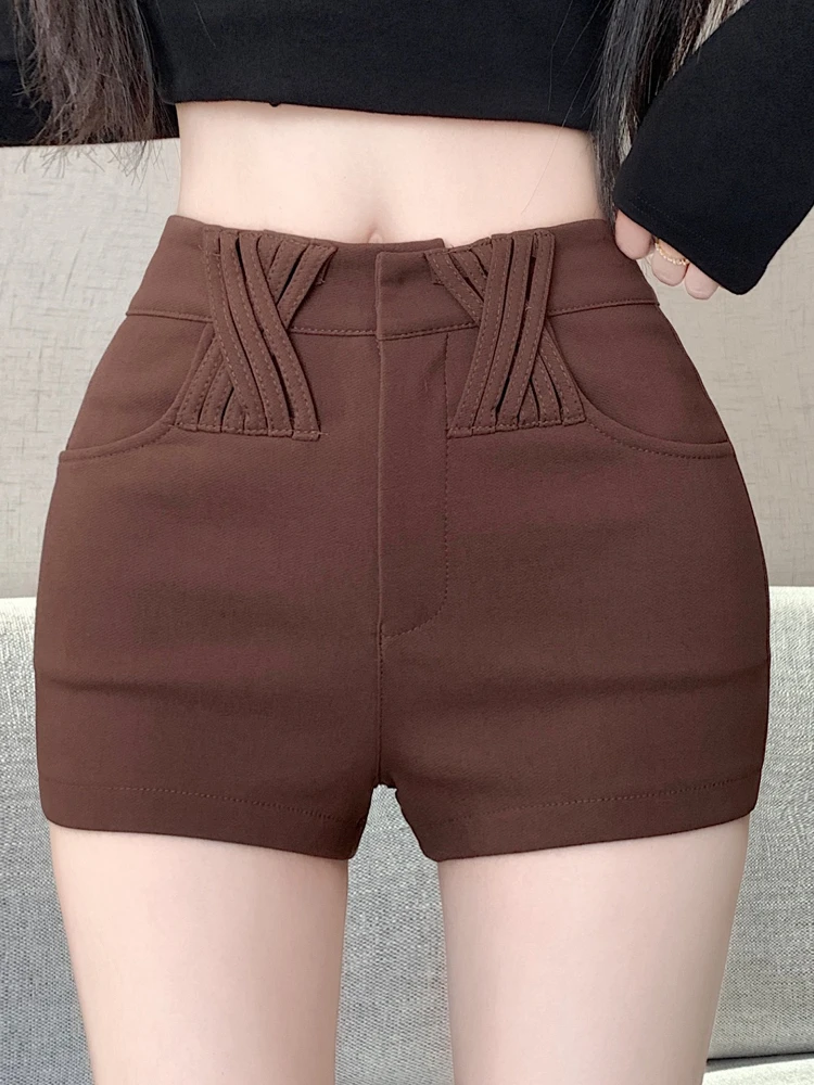 

Женские повседневные универсальные однотонные короткие брюки, модные осенние новинки 2025 года, милые облегающие шорты с эластичным дизайном Sense