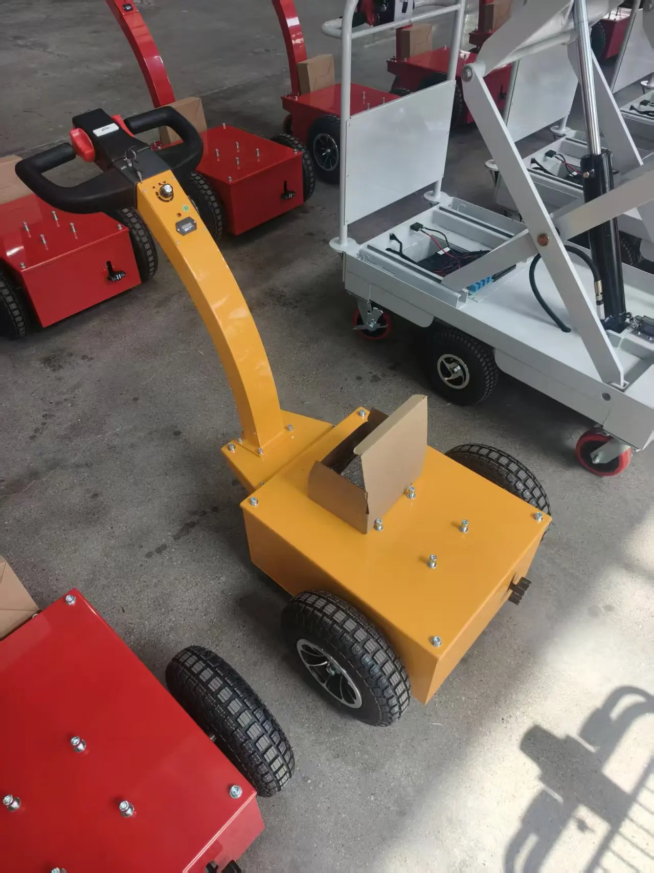 CE 1000 1500 2500 3500KG Airport Tow Tractor Electric/Standing Type Baggage Trolley  Aircraft Cargo Handling Equipment - view 6
