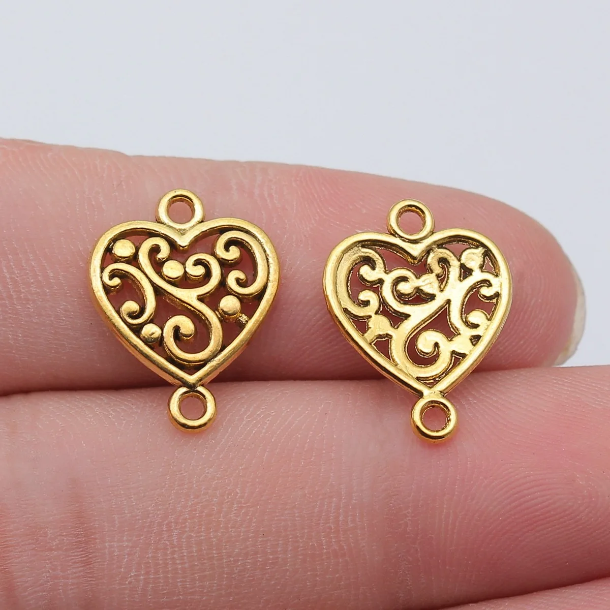 WYSIWYG 20pcs 19x15mm Argento Antico di Colore Filigrana Del Cuore Del Fiore Connettori Pendente di Fascino Dei Monili Che Fanno I Risultati