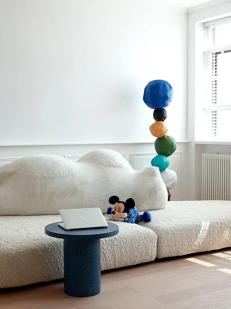 

Art Installations" And Window Decorations, Entrance Hall Staircase Sculpture Ornaments