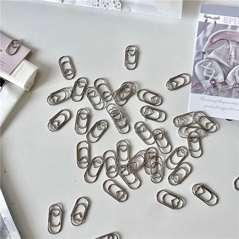 30pcs/set Ins Simplicity Retro Paper Clip Sliver Color Heart Style Scrapbook Paper Clip DIY Decor Memo Pad Fixed Decor Pin