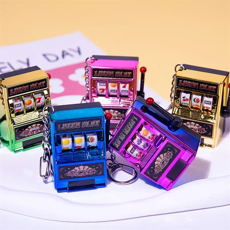 1Pc Creative Slot Machine Toy Keychain Playable Fruit Machine Casino Slot Personalized Car Pendant Key Rings Jewelry Accessories