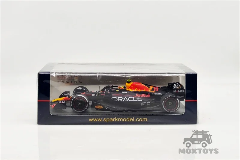 Spark 1:43 2023 F1 Racing RB19 No.11 Sergio Perez ganador Arabia Saudita GP modelo de coche