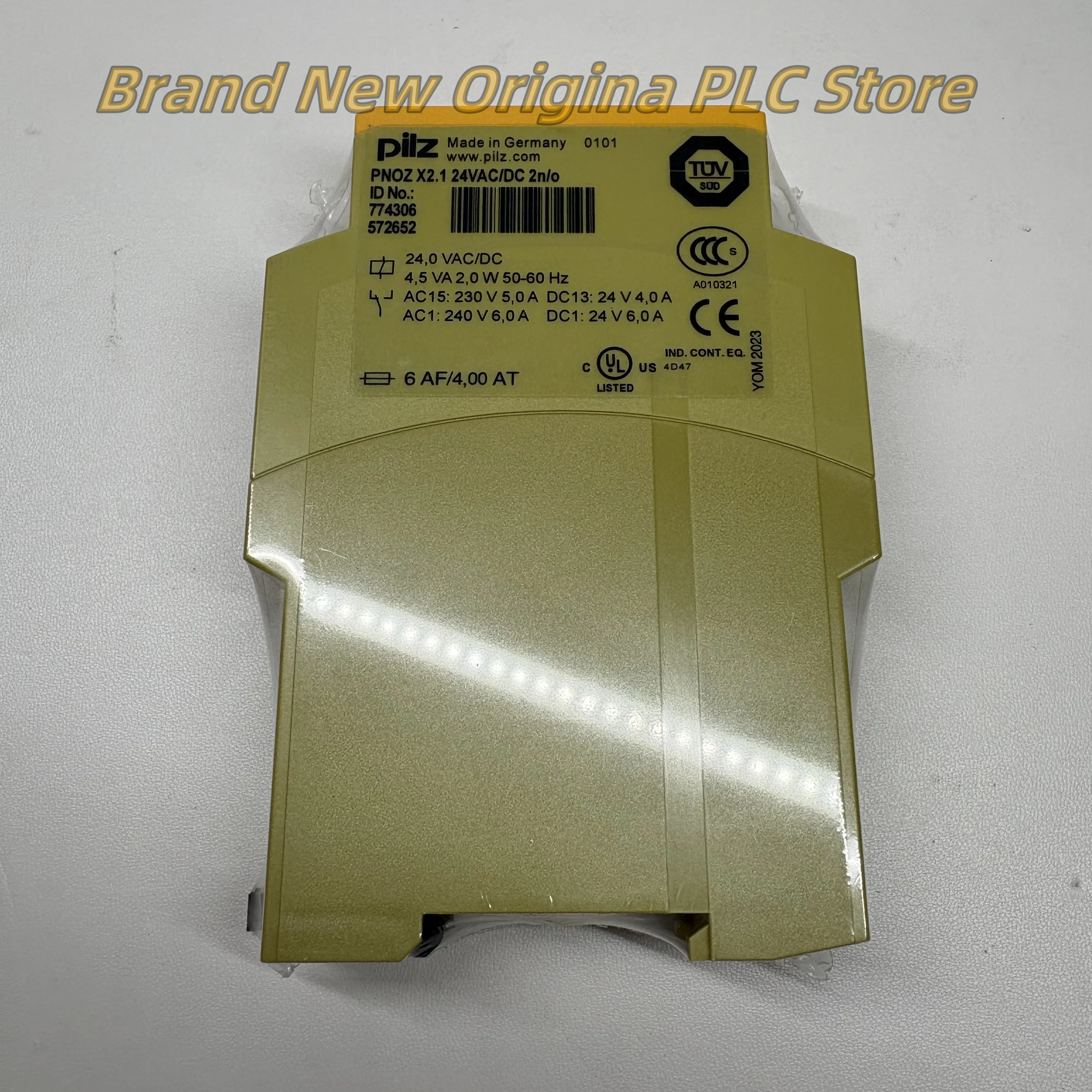 

Brand new 774306 Safety Relay PNOZ X2.1 24VAC/DC 2n/o