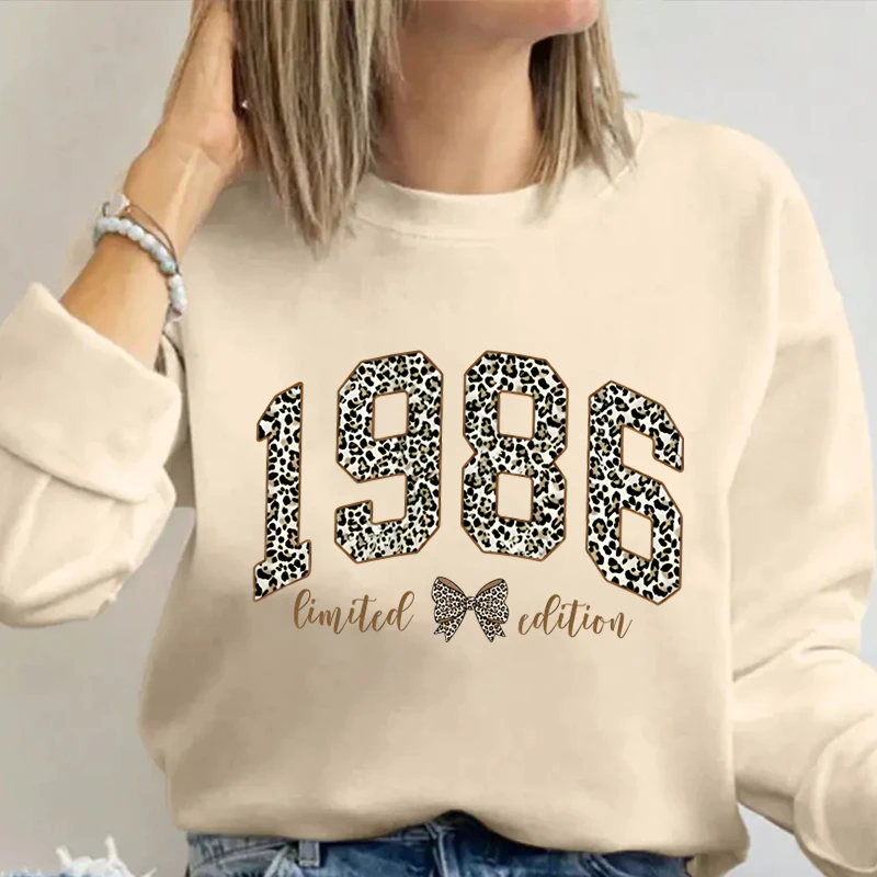 

Ретро-свитшот 1986 года с леопардовым принтом, подарки на 40-летие для женщин, лимитированная серия, женская одежда 1986 года, повседневные топы с леопардовым принтом и бантом