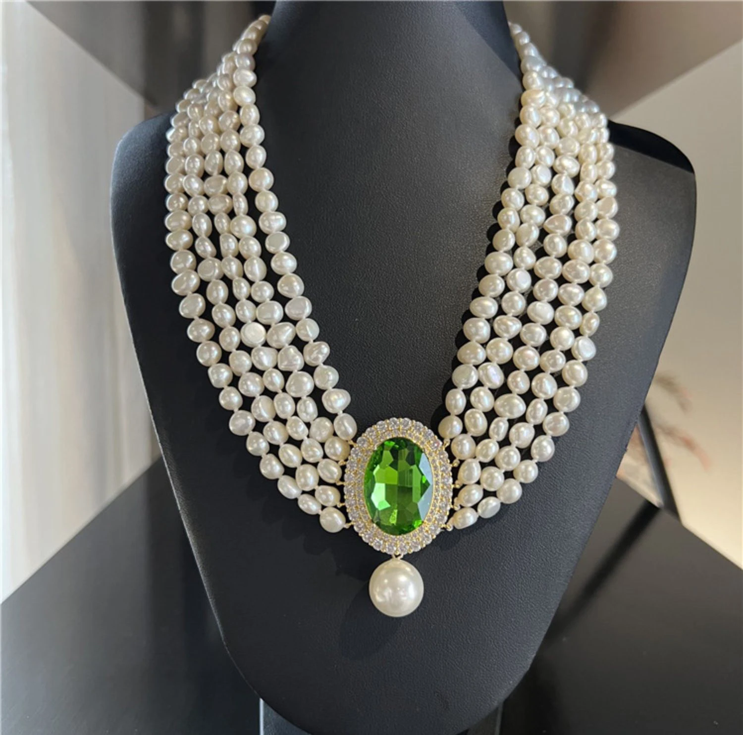 

16-18" 5 Strands White Baroque Pearl Green Stone Necklace CZ Pendant