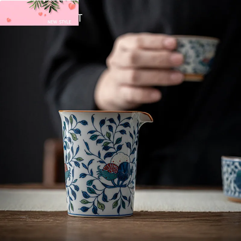 

Китайская традиция, ручная роспись, голубая и цветочная чашка, керамическая чашка, красота, заварочный чайный сервиз, аксессуары для чайного сервиза ручной работы