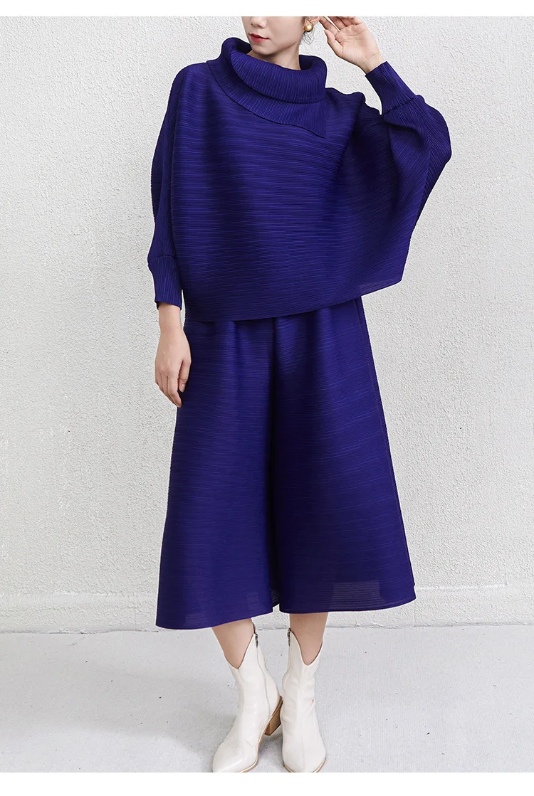 Conjunto de dos piezas para mujer, estilo japonés, fabricado en fábrica, con blusa de manga murciélago y pantalones anchos que estilizan la figura, en tallas grandes.