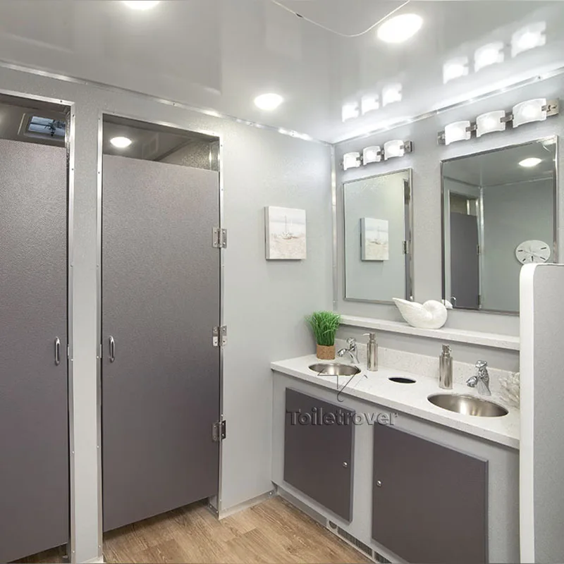 الصين معتمد VIP المحمول الفاخرة 20ft الحاويات الحديثة 4 كشك في الهواء الطلق مرحاض الحمام مقطورة مرحاض محمولة للبيع