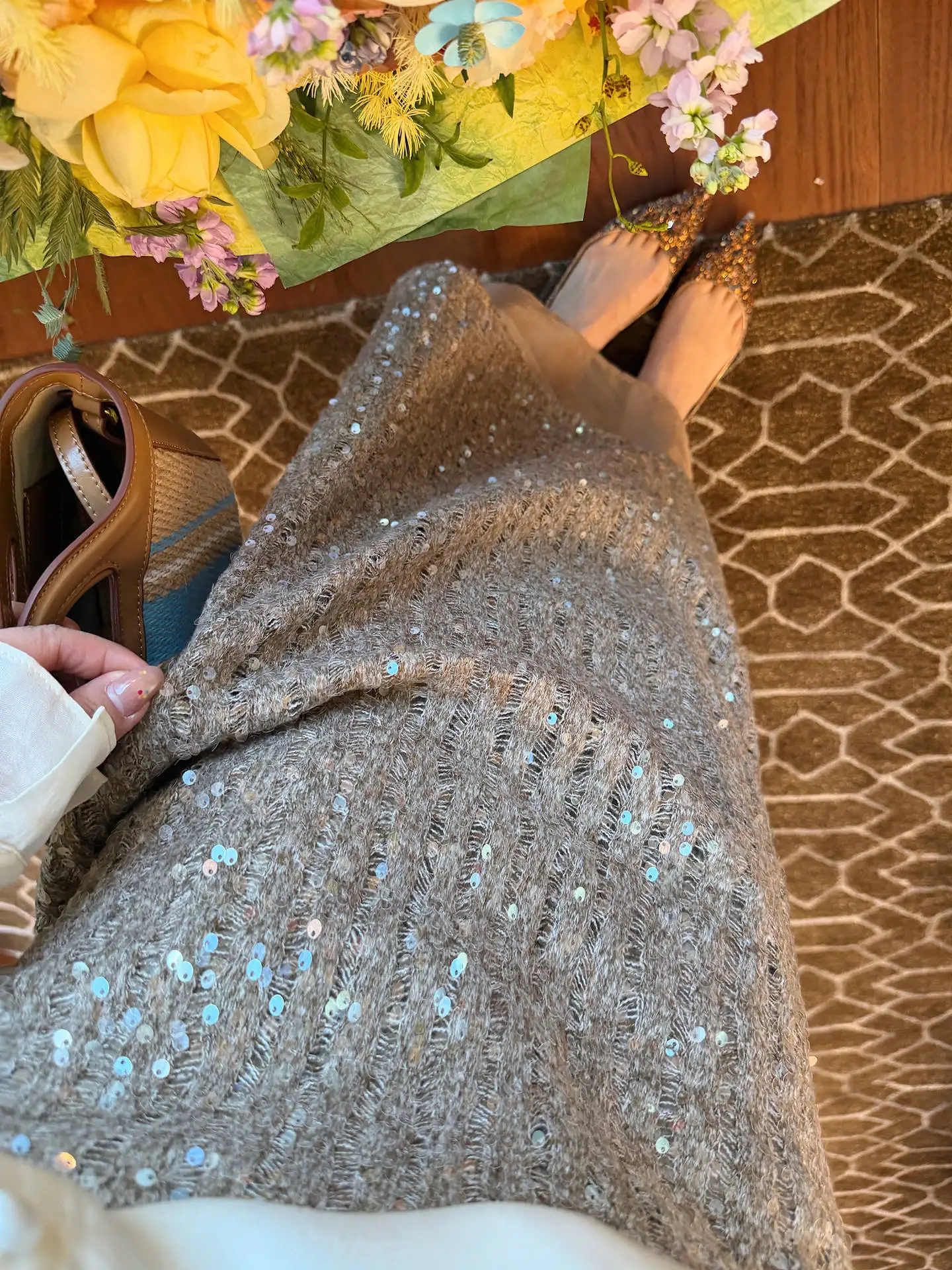 

Early Spring Elastic Knitted High Waist Straight Cut Long Skirt Shiny Sequin Women's Fashion Retro Versatile Midi Skirt