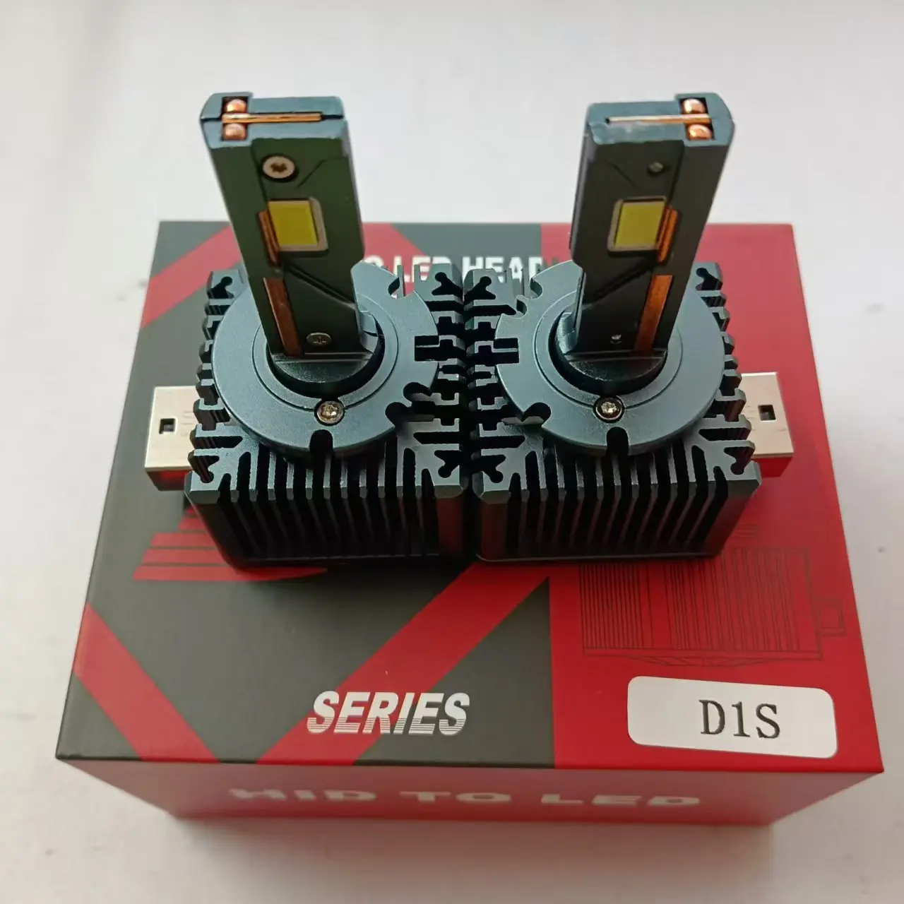 

Factory direct supply of high quality new car LED headlight series D1S D3S 6000K 55W headlight gun