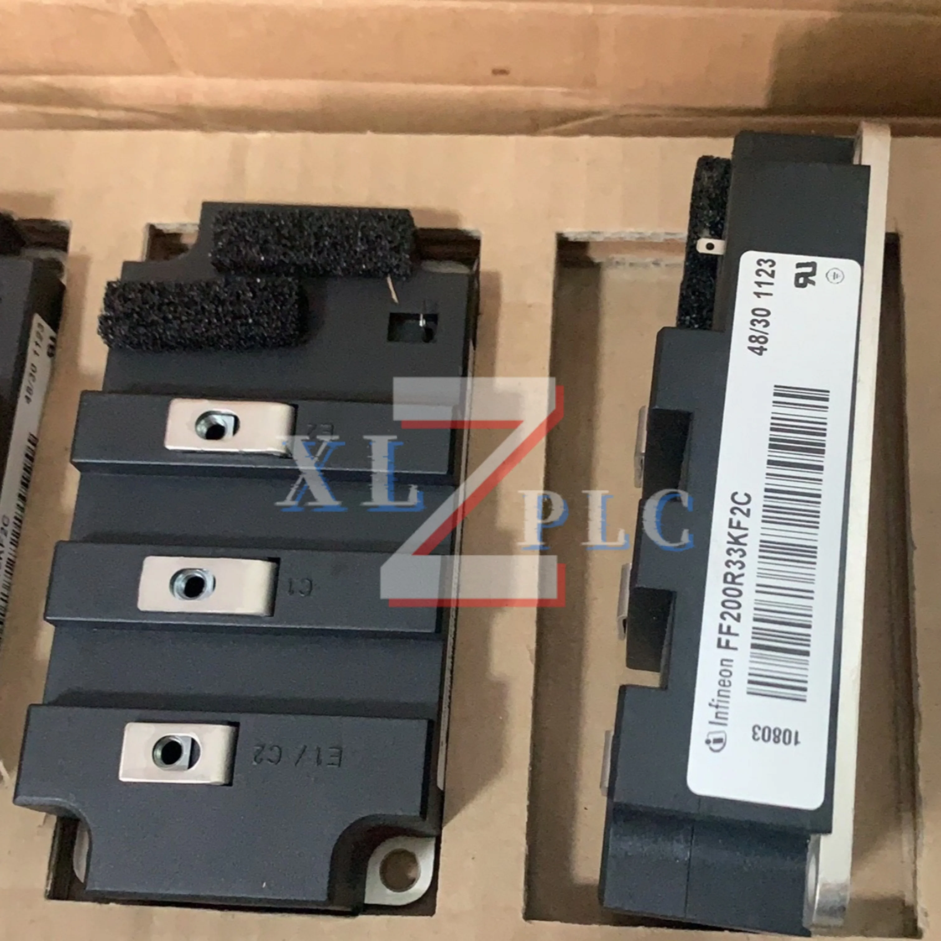 

новый в наличии Модуль питания FF200R33KF2C FP40R12KE3 FP50R12KS4C FS150R12KE3