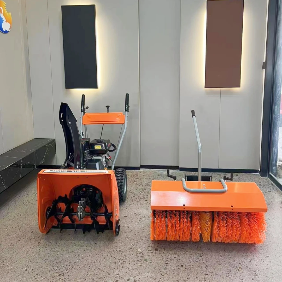 نوع المشي بقوة 6.5 حصان وتشغيل يدوي مكنسة الثلج لإزالة وتنظيف الثلج