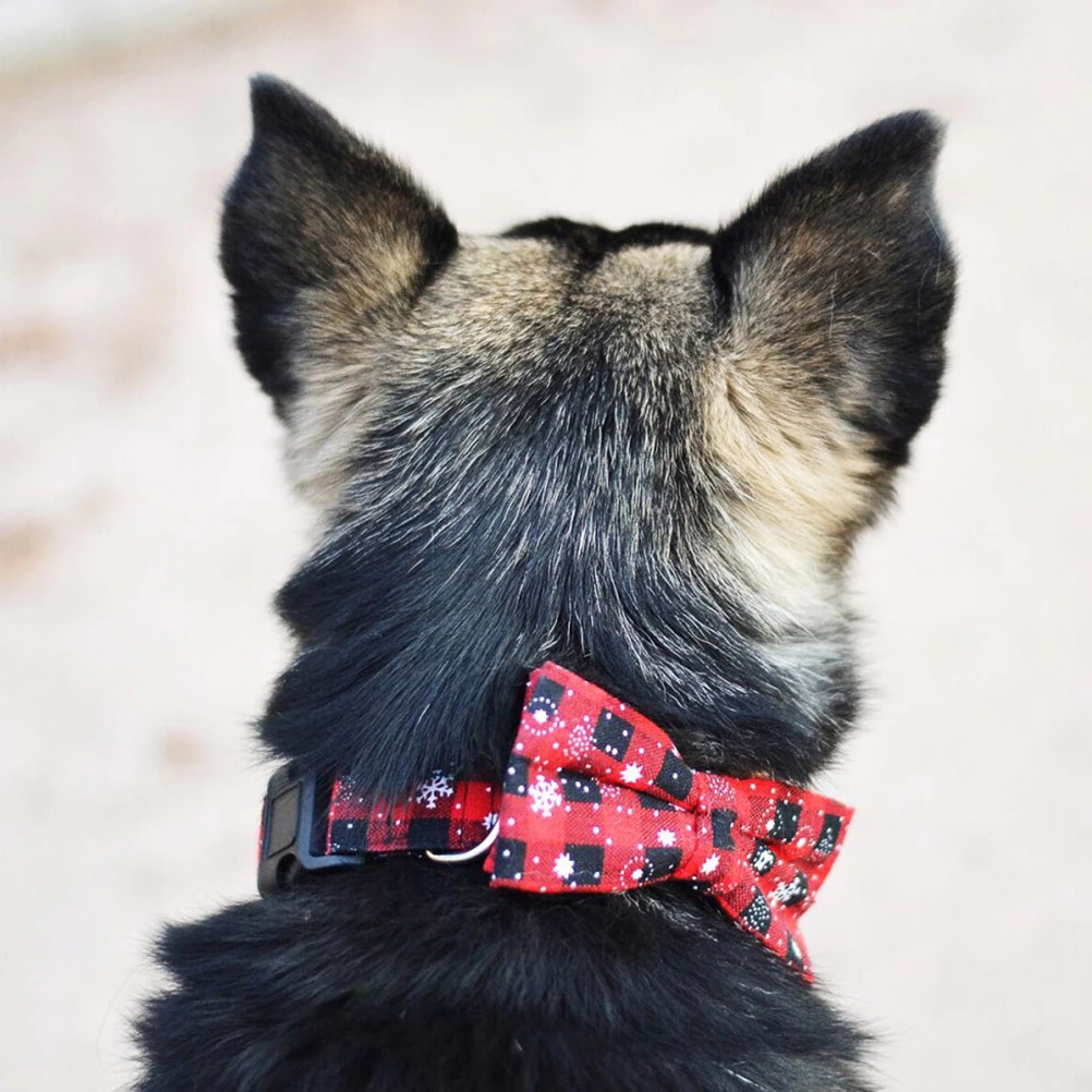 

2Pcs Christmas Pet Collar Set Stylish Bow Tie Design Handmade Durable for Indoor Outdoor Use Cat Collar Pet Neck Chain