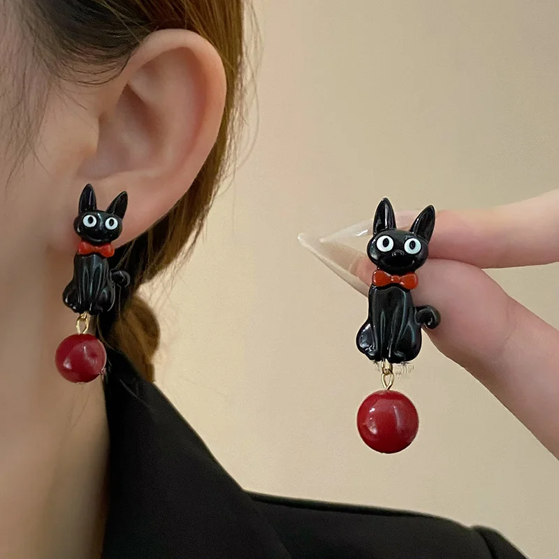 

Sweet Cool Cartoon Black Cat Earrings Fashionable Women Personality Temperament Red Pearl Pendant Earrings Simple High-End