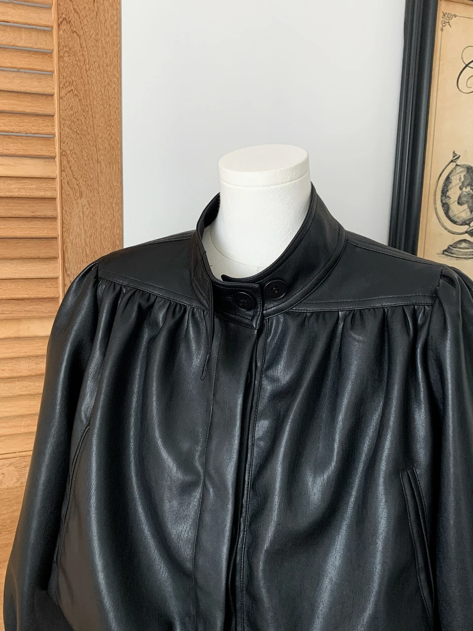 Kurtka Chl*e ort Coat Lantern Sve Cloud Hem Stand Collar Leather Jaet Street Sle Straight Cut Long Sve ort Length