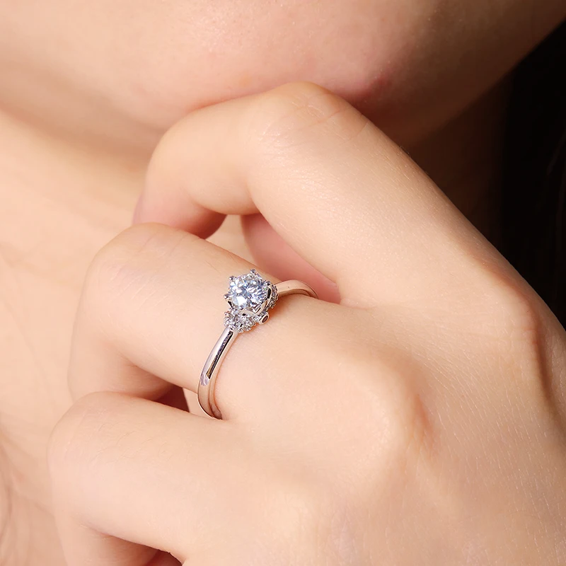 

Crown style 0.5-carat laboratory-grown diamond ring, proposal, wedding and engagement ring, set in 925 sterling silver, birthday