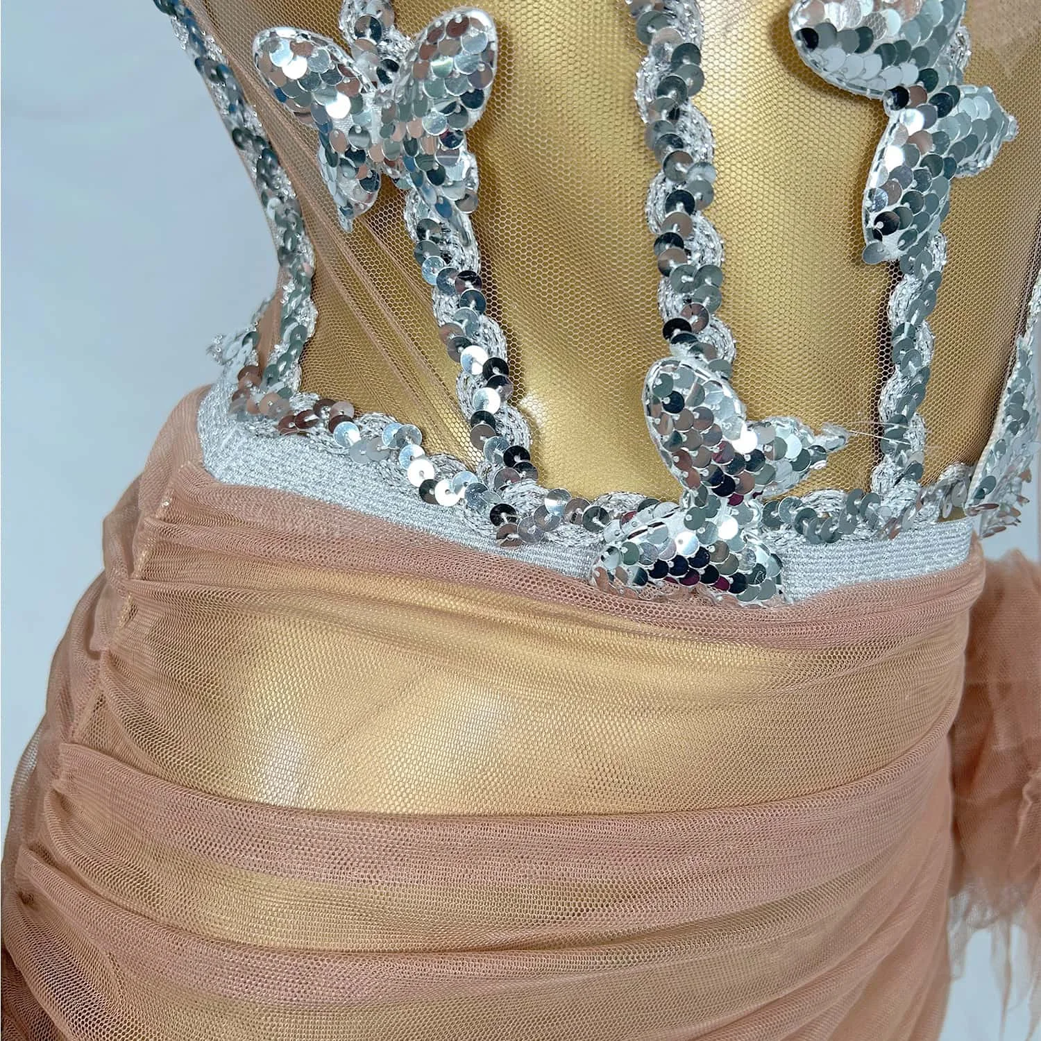 Xinshen-Vestido corto de fiesta de cumpleaños para mujer, traje Sexy sin tirantes con volantes de malla, 3 piezas