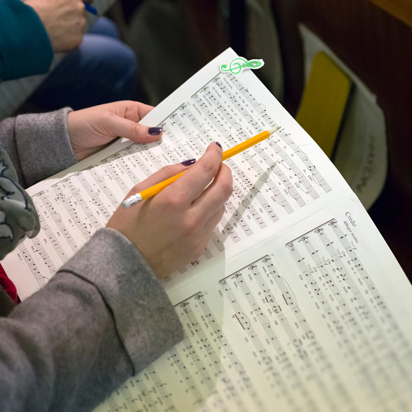 

5pcs Sheet Waterproof Music Book Clip For Piano Notes Outdoor Use Rustproof Score Holder Durable Plastic Steel Folder Clip