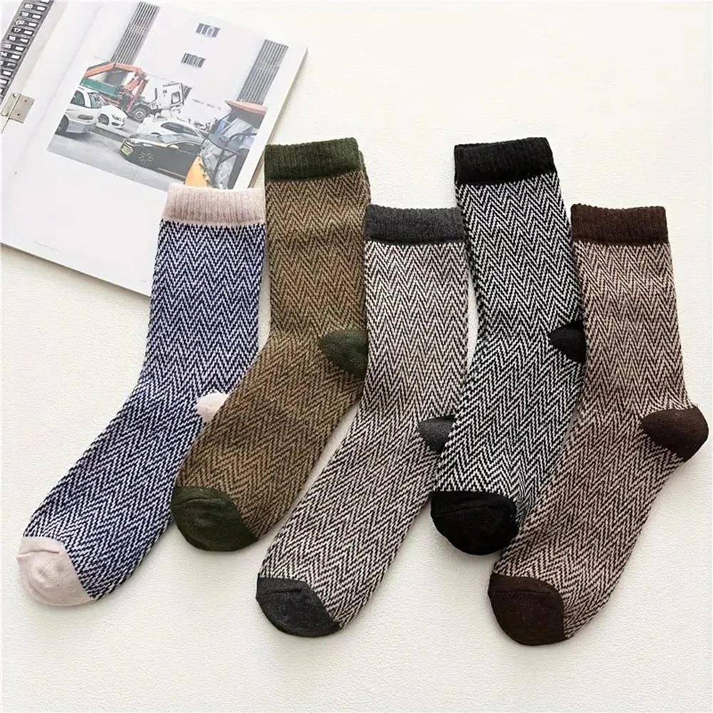 5 Pairs Men Retro Round Neck Socks Autumn Winter Thick Warm Wave Print Ethnic Style Soft Comfortable Casual Mid Tube Socks