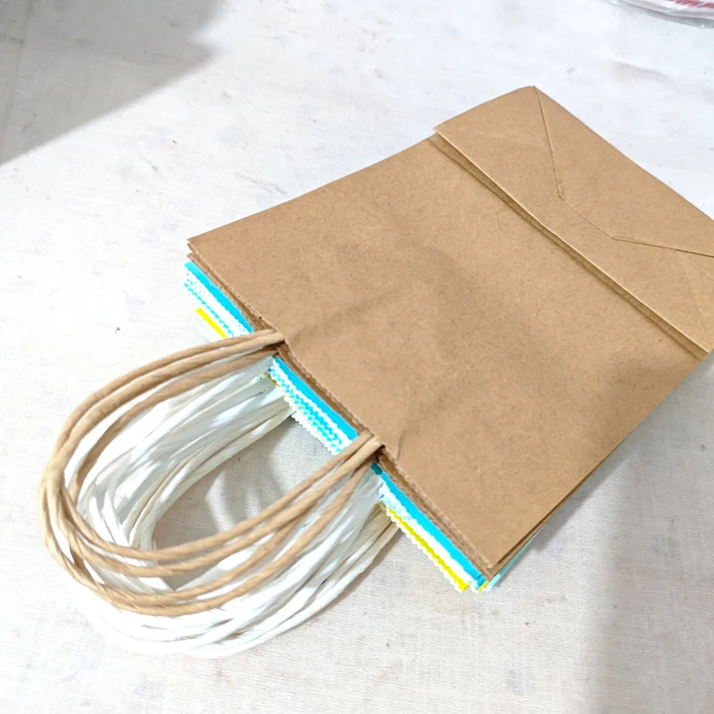 Craft Paper Gift Bag with Handle Party Valentine\'s Day Wedding Birthday Gift Candy Bag Shopping packing Bag Paper Handbag