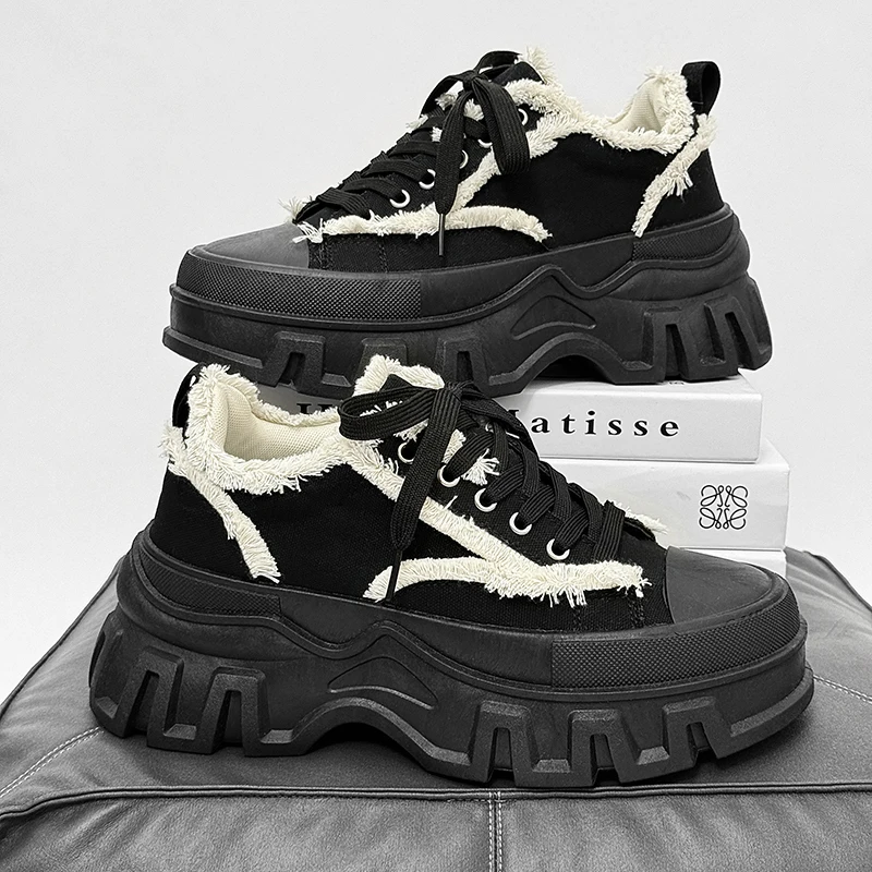 

Мужская парусиновая обувь, новинка 2025, летние белые туфли с низким вырезом, увеличивающие рост на толстой подошве, повседневная обувь на мягкой подошве со шнуровкой для студентов