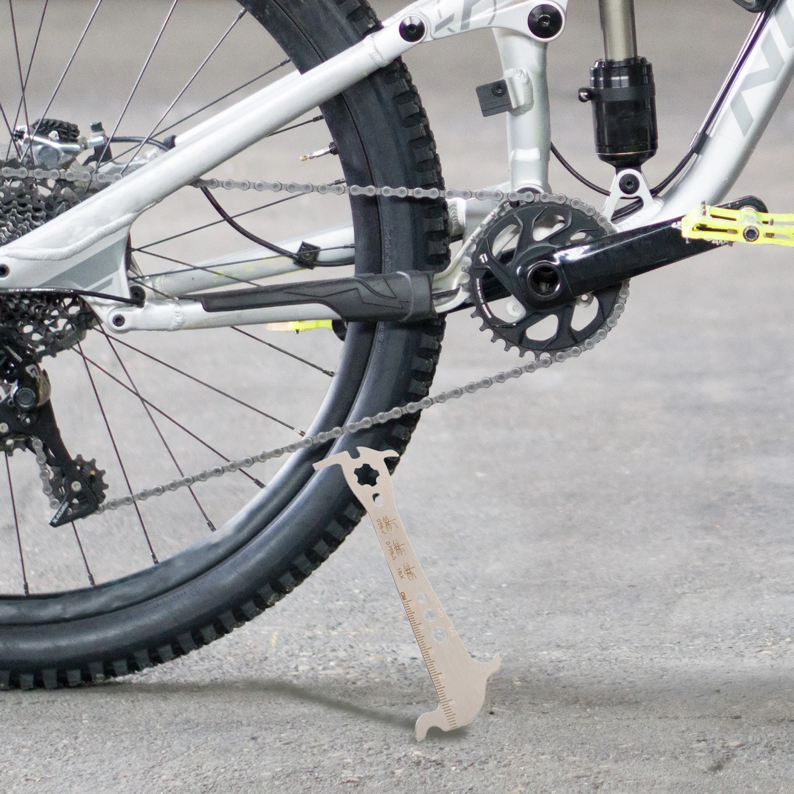 

Chain Measuring Ruler Bike Wear Indicator Portable Repair Tool Silver Chains Torque Wrench Bicycle Tire Gauge Checker