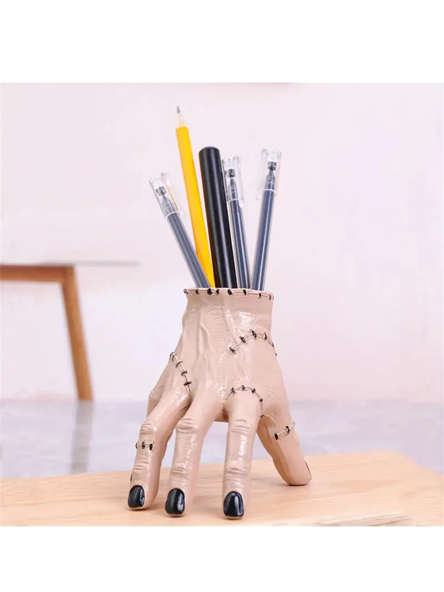 1 piece, scary finger pen holder, Halloween decoration, stationery storage box for men, creative pen holder for office, home dec