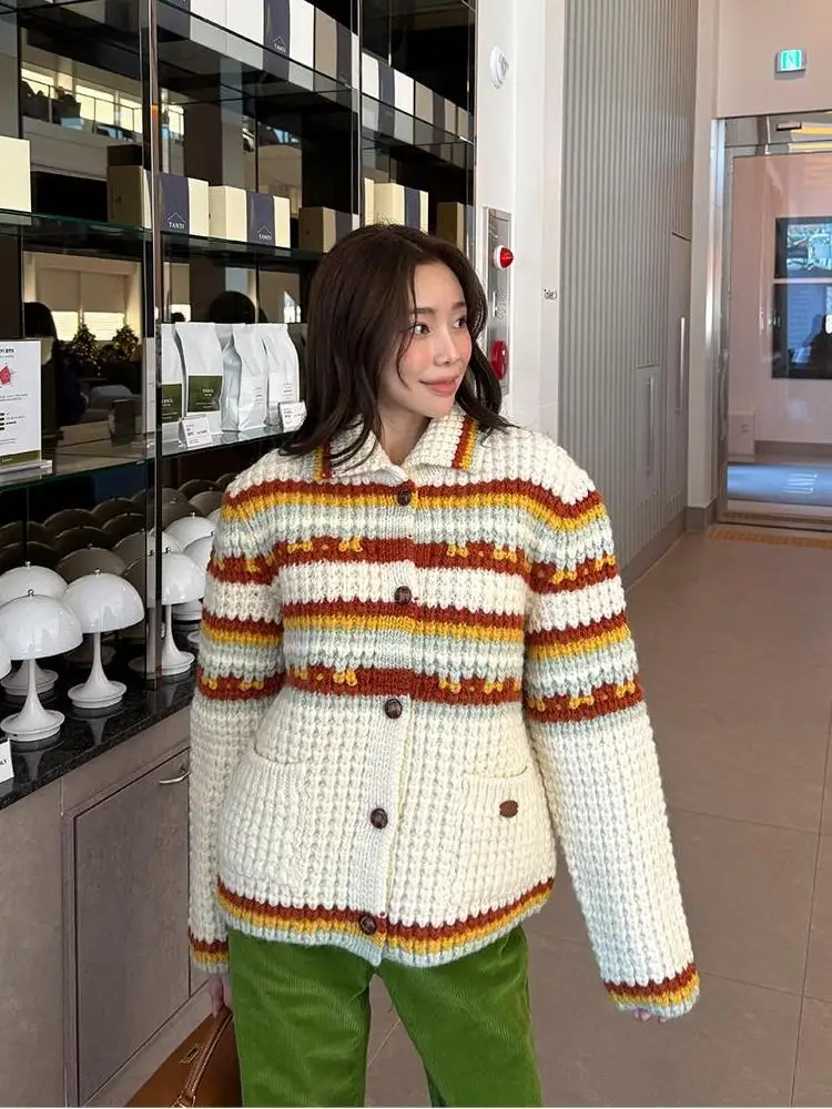 

Вязаный кардиган в ретро-полоску для женщин: теплый, повседневный, с воротником, из грубой ткани, с эффектом омоложения