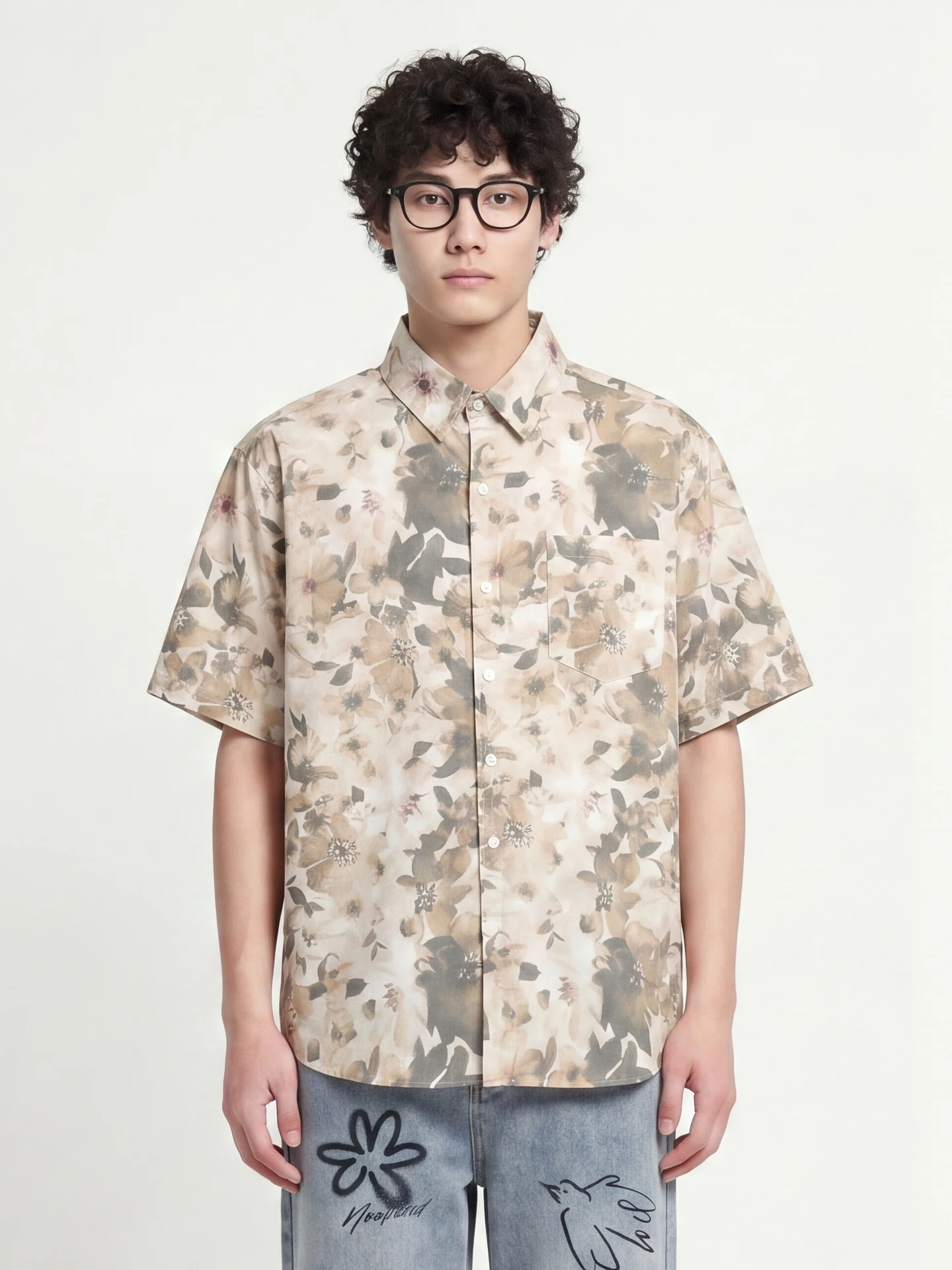 camisa-de-manga-corta-con-estampado-floral-cold-flower-coleccion-verano-2026-top-elegante-e-informal-para-hombre-hech