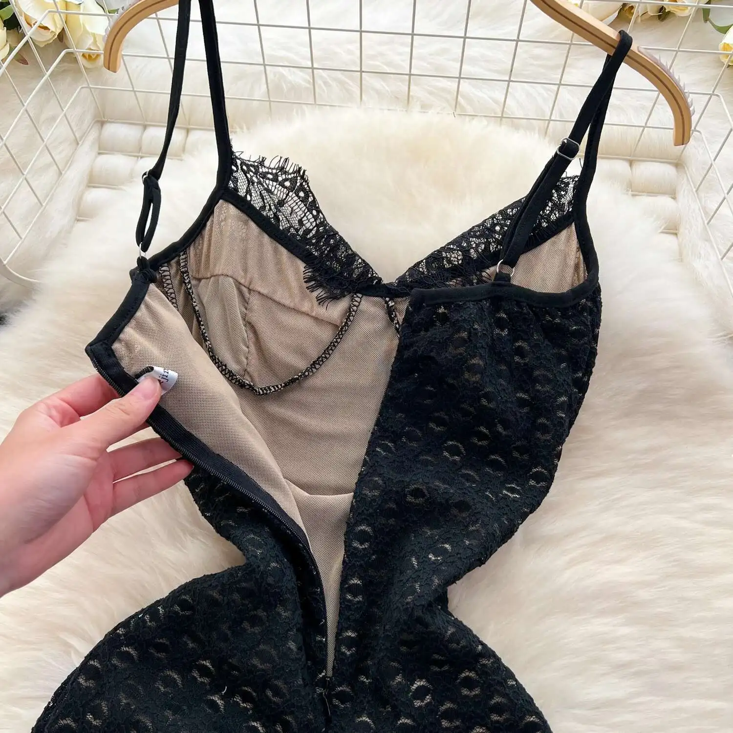 Vestido de fiesta negro Sexy para mujer, Vestidos ajustados de encaje de verano, Vestidos largos de noche de malla con cuello en V sin mangas para mujer