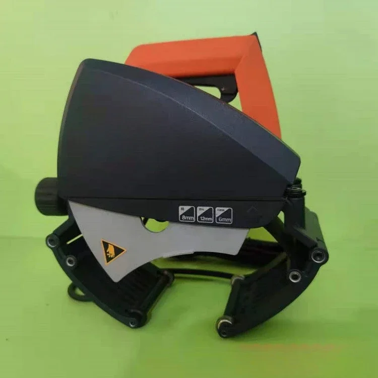 Tragbare Rohrschneidemaschine vom Typ 240, eine Rohrschneidemaschine, die für verschiedene Rohre verwendet werden kann