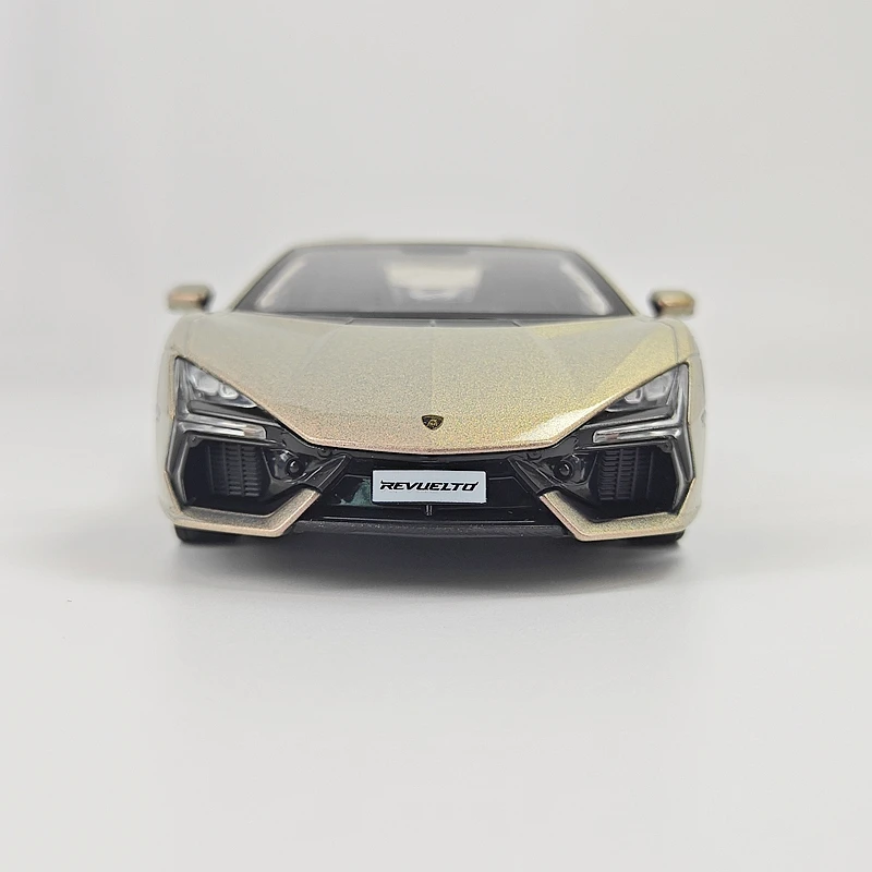1:24 simulation Lamborghini Revuelto alloy car model, doors and trunk can be opened has simulated sound and lighting functions