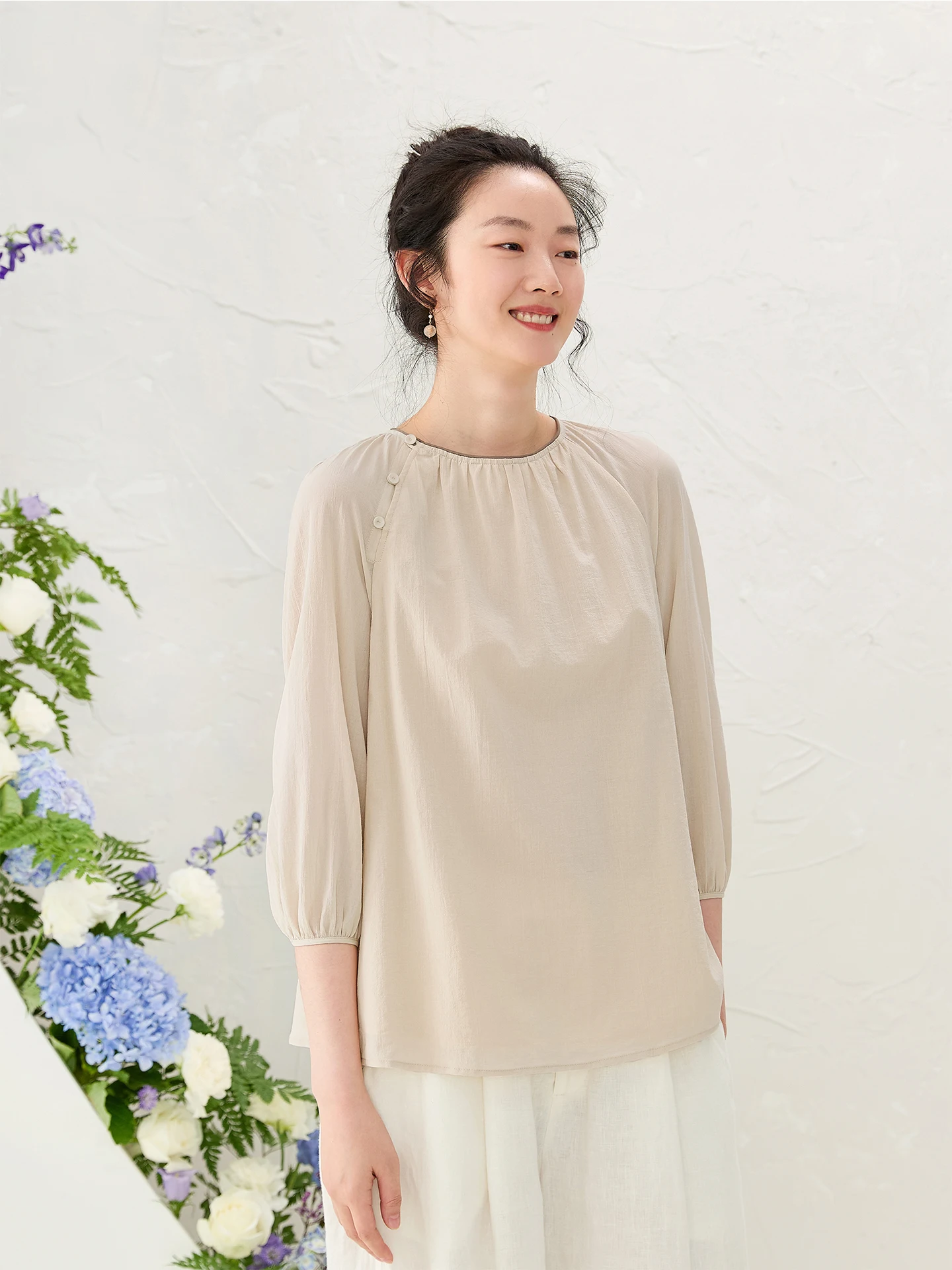 

Artistic Textured Cotton Shirt Women's Spring Summer Soft Simple round Neck Top Seven Sleeve Casual Loose Fit Pure Color