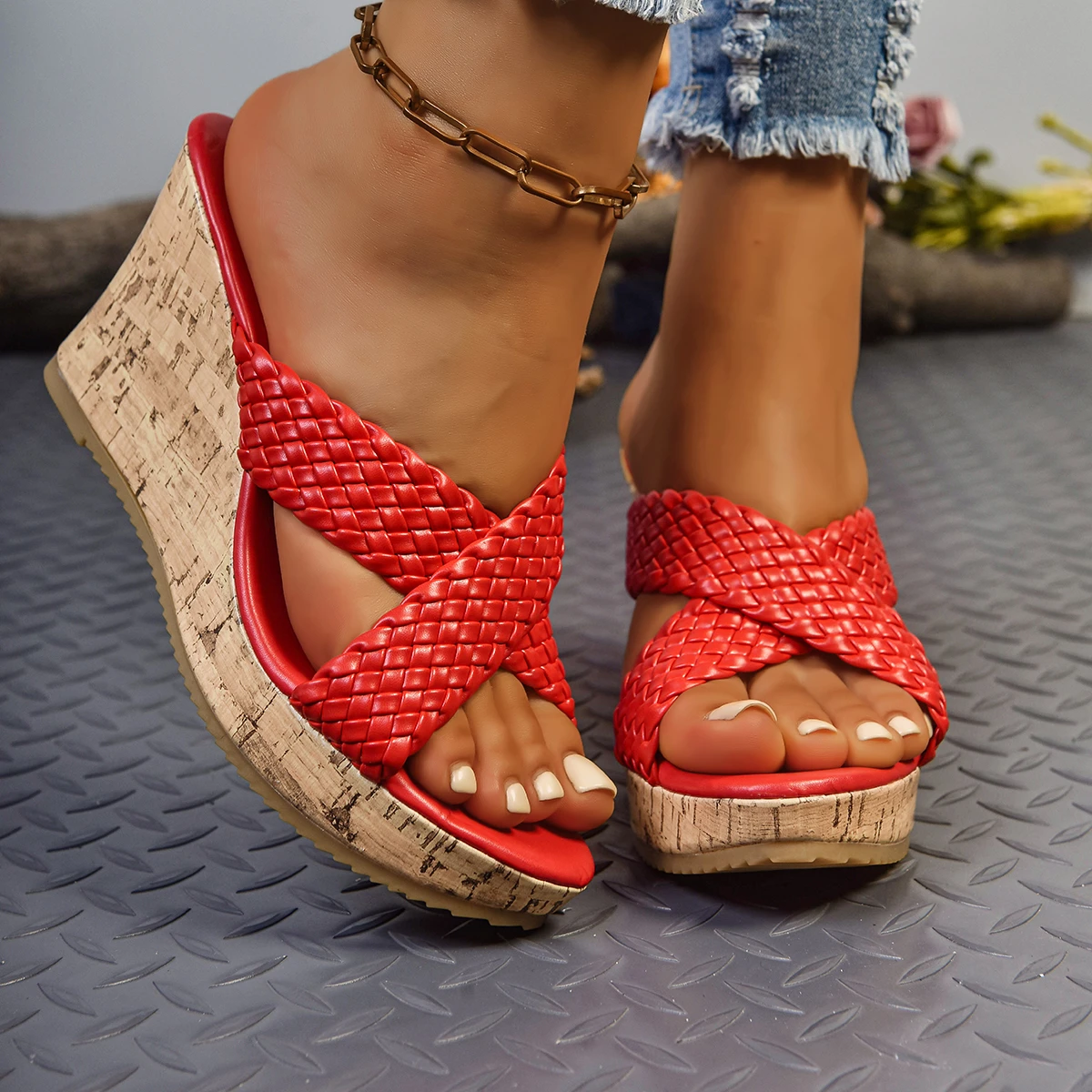 Damen Metallschnallen-Slipper Flache Plateau-Flip-Flops Schuhe Sommer Strand Sandalen Mode Neue Lässige Offene Zehen Slides