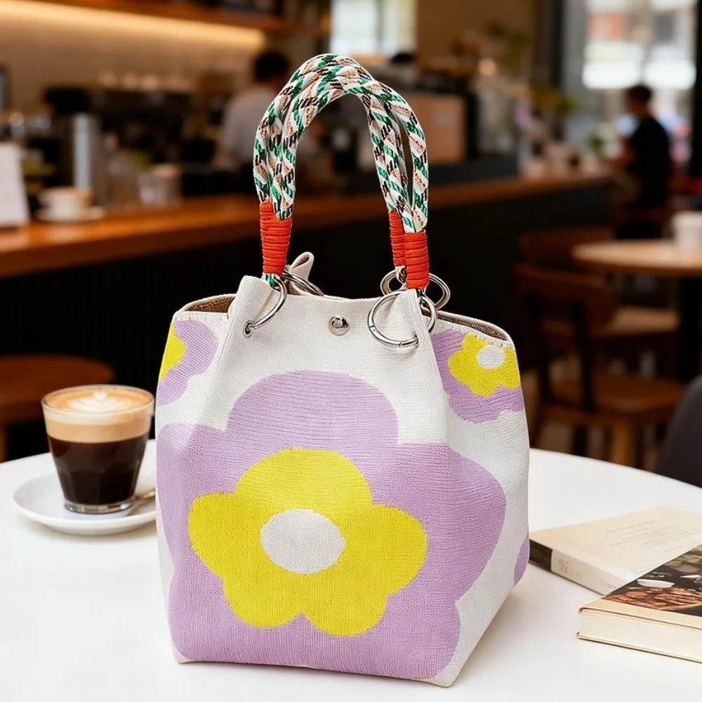 Tragbare Blumenmuster-Stricktasche, Handgefertigte Schultertasche mit Großer Kapazität, Gewebte Tragetasche mit Ringschnalle für Frauen und Mädchen – Detail 4
