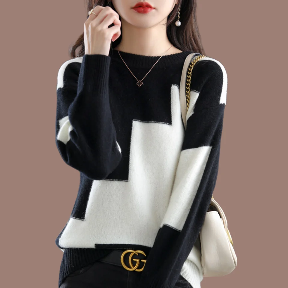 Round Neck Autumn Winter New Sweater Loose Warm Long Sleeve Color Block Top Knitted Base Fashion