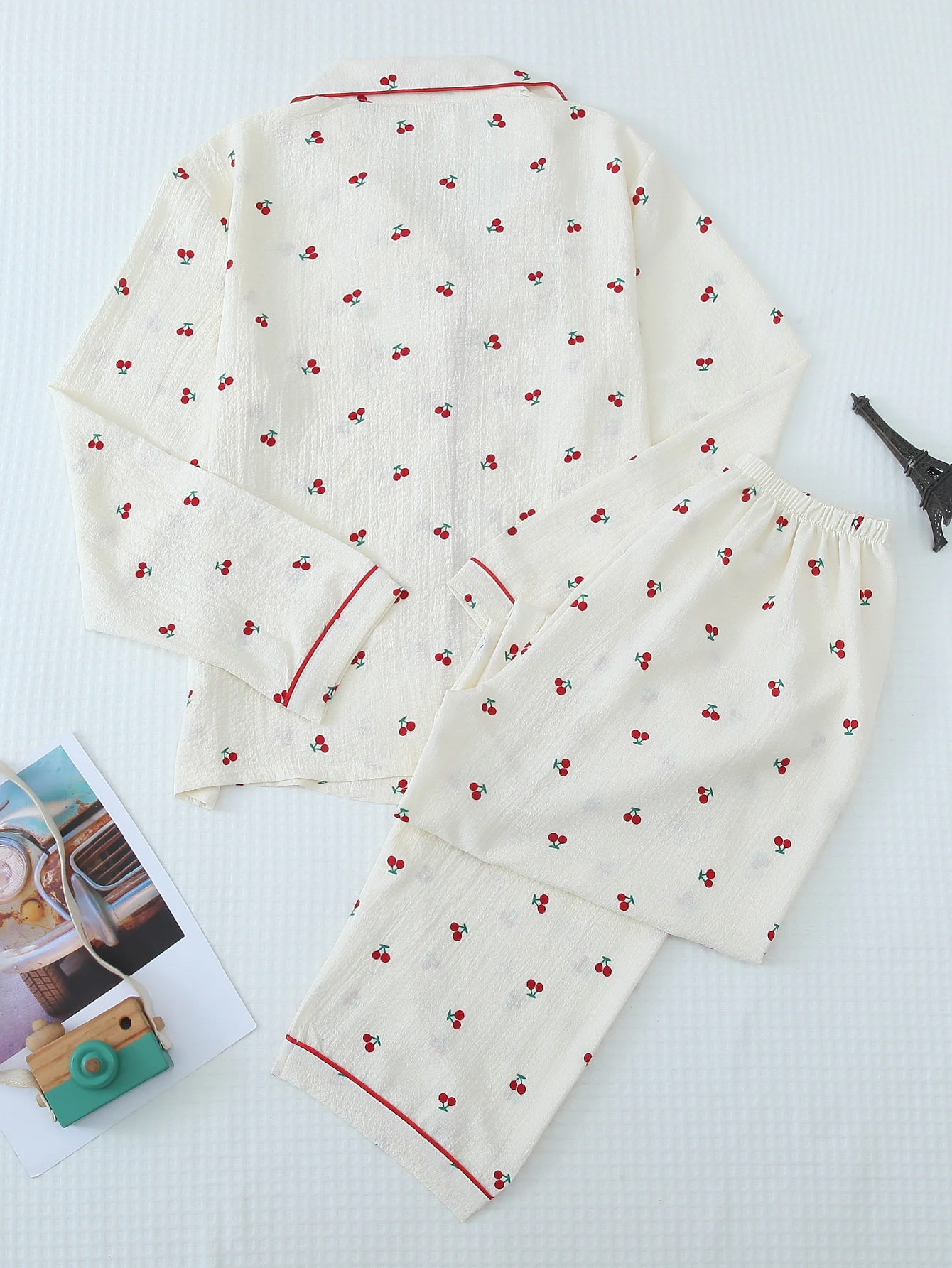 Two-Piece Comfortable Cherry Print Lapel Button-Up Top and Bow-Knot Long Pants Women's Pajama Loungewear Set Suitable for Home Use